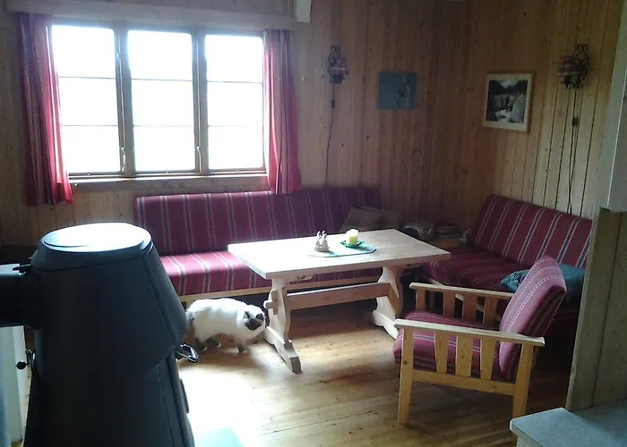 Borkhushyttene Semesterbostad Rundtom